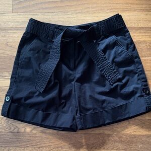 🐝 Talbots black cotton shorts with cuffed hem and tie belt. Size 4.